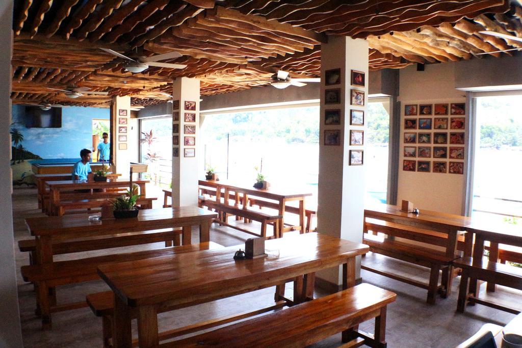 Coral Garden Beach Resort Puerto Galera Dış mekan fotoğraf